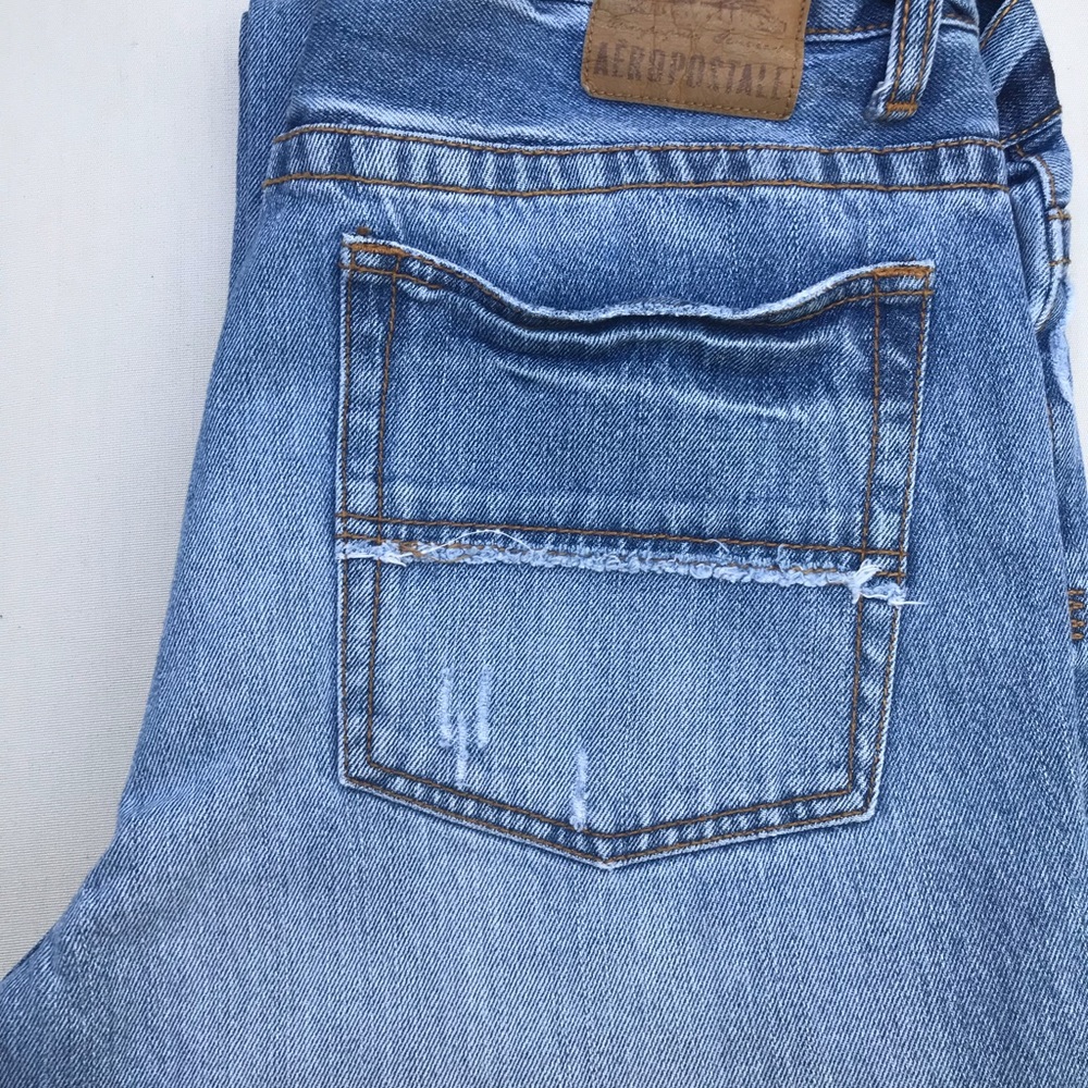 Aeropostale Men’s distressed jeans 34 waist 29” inseam.